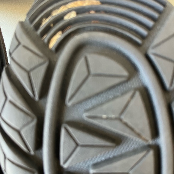 Kalso Earth Shoe Leather Faux Fur Pull On Boots Size 7B Color is Smoke HLF12 - Picture 4 of 15